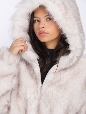 26 International Faux Fur Hooded Jacket - Cream